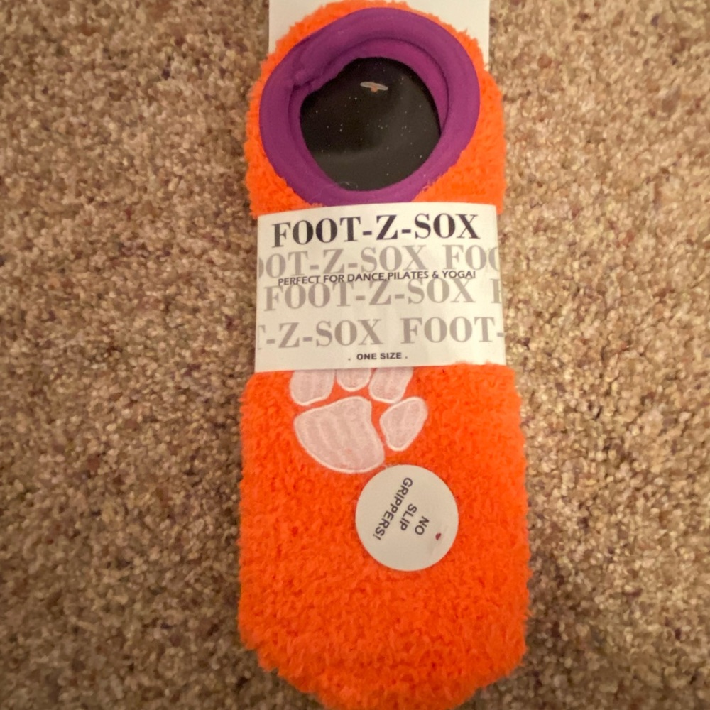 🌟Free with Purchase NWT Clemson Socks